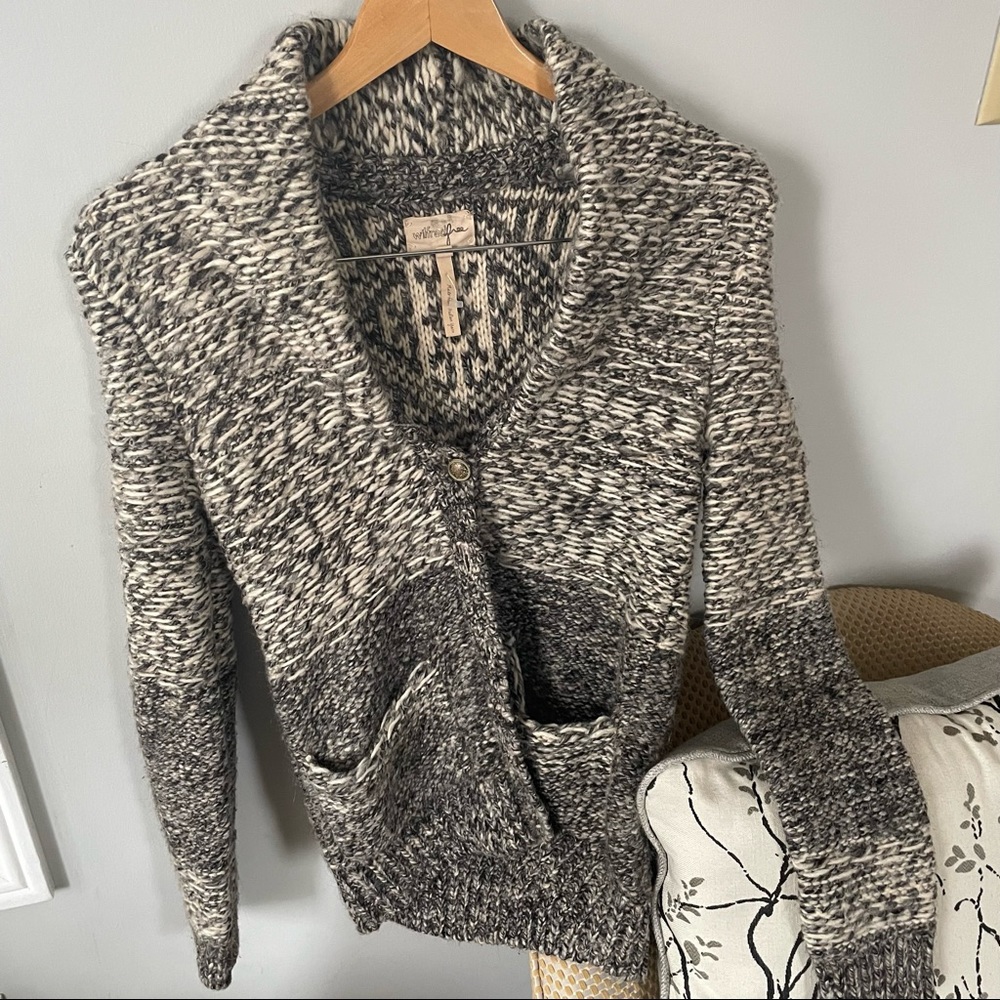 Aritzia Wilfred Free People Alpaca Chunky Cardigan Sweater Size xs